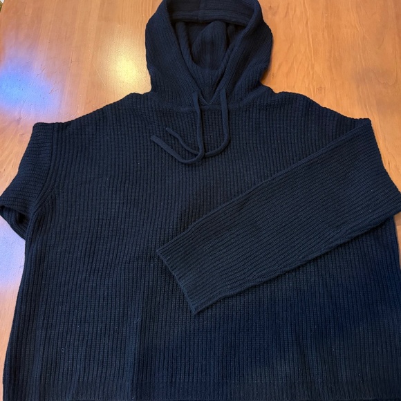 Jenni Kayne Sweaters - Jenni Kayne Black Cashmere Hooded Sweater